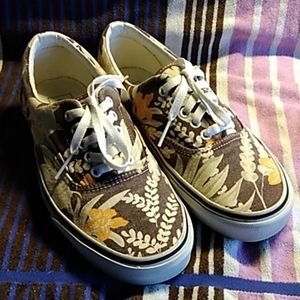 Vans Doren